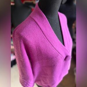 CUTE Neiman Marcus Cashmere Cardigan Sweater in Vibrant Pink, 1/2 Sleeves, L